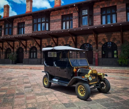 Sustainable Vintage Electric Tour